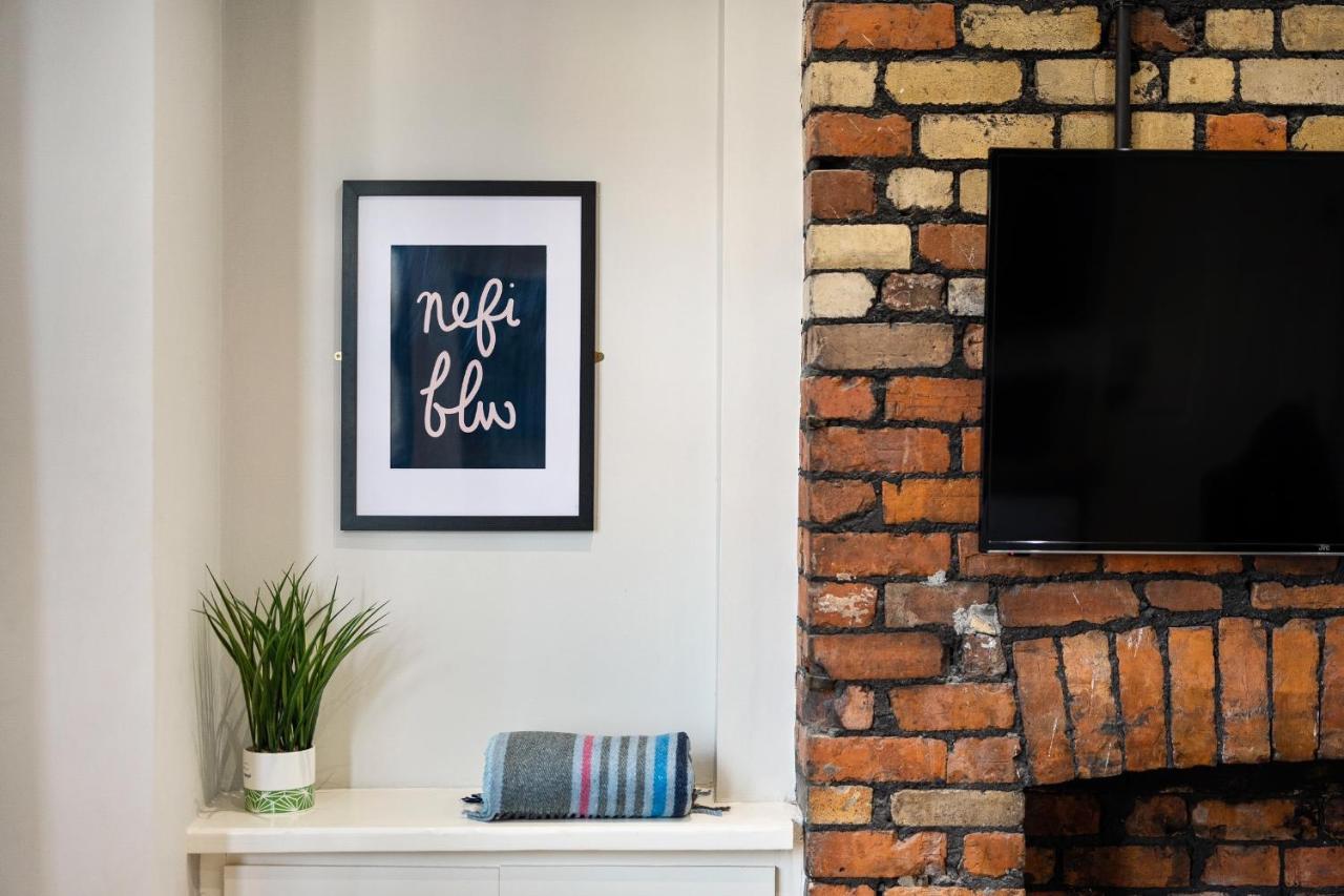 Stylish Modern Apartment Near The City Centre With Nearby Off-Road Parking Cardiff Exterior photo